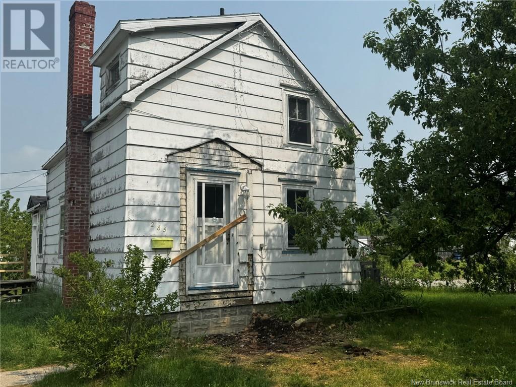 285 Wellington Street, Miramichi, New Brunswick  E1N 1N9 - Photo 2 - NB120623