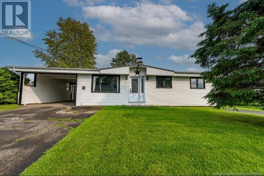 5 Cyr Street, Saint-Léonard, New Brunswick