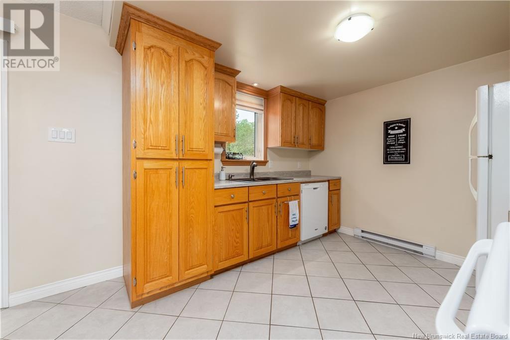 2929 Route 134, Shediac Cape, New Brunswick  E4P 3E8 - Photo 8 - NB120756