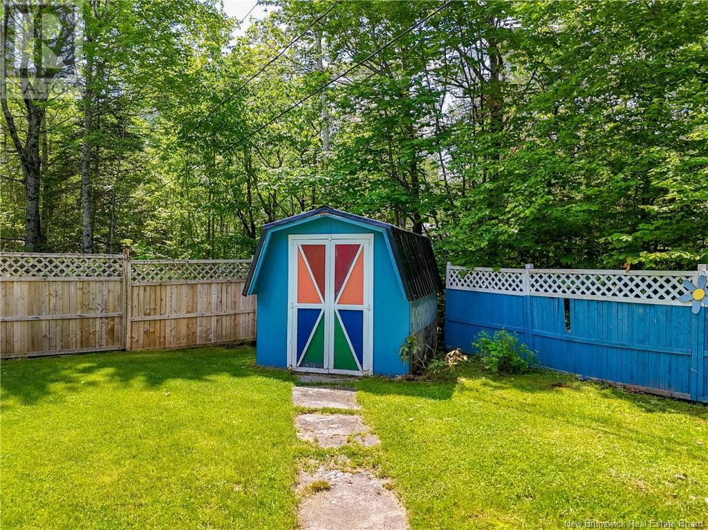 10 St. Croix Street, Mcadam, New Brunswick  E6J 1E1 - Photo 11 - NB120787
