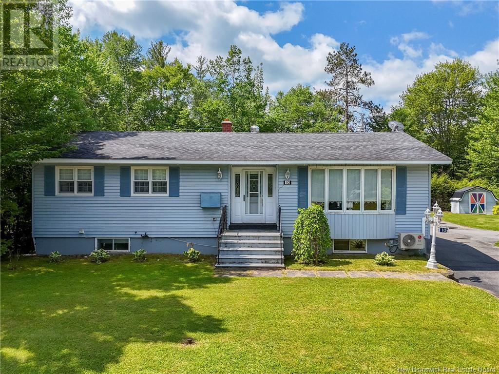 10 St. Croix Street, Mcadam, New Brunswick  E6J 1E1 - Photo 3 - NB120787