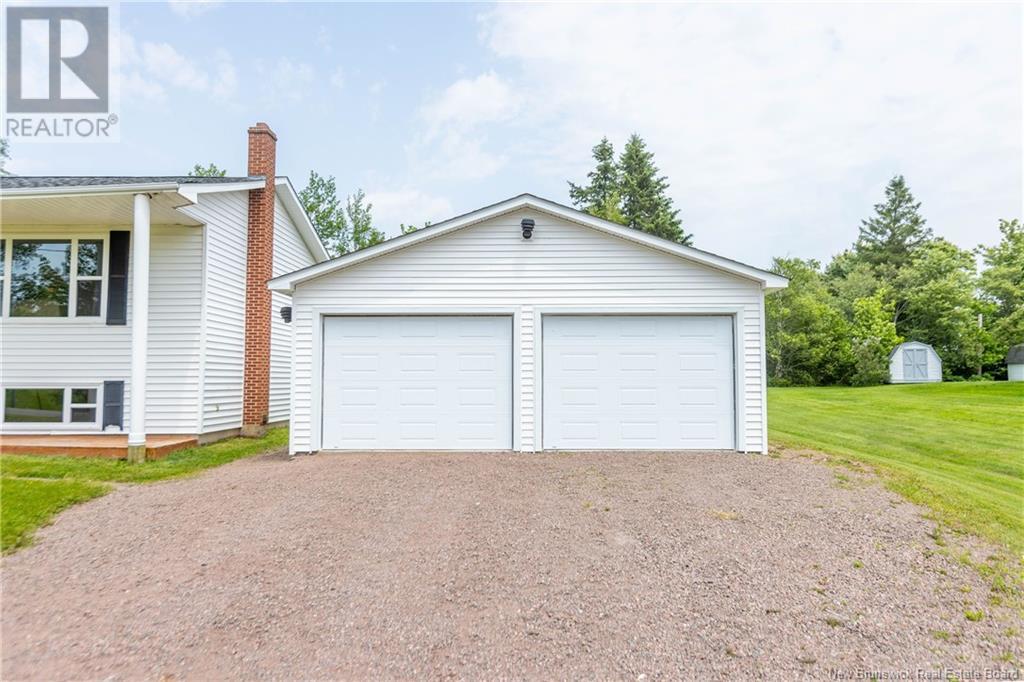 14 Marshview Drive, Sackville, New Brunswick  E4L 3B3 - Photo 5 - NB120652