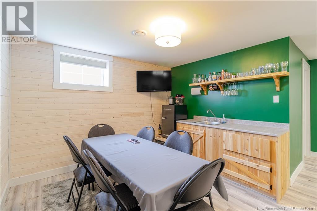 699 Mcevoy Street, Fredericton, New Brunswick  E3A 3B8 - Photo 29 - NB120113