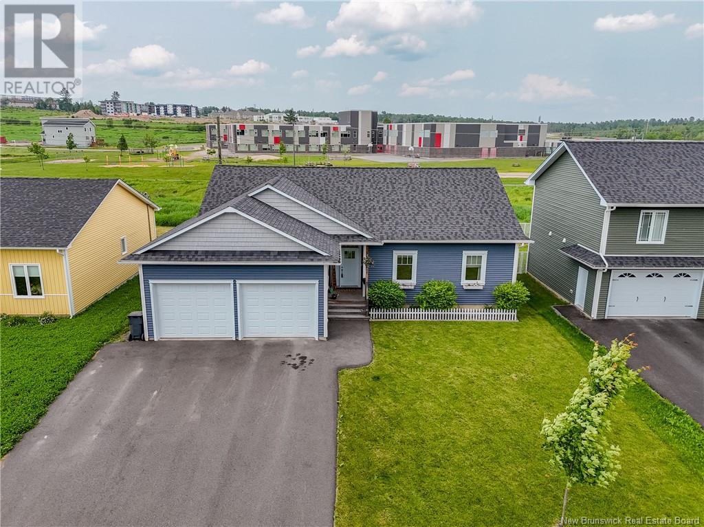 699 Mcevoy Street, Fredericton, New Brunswick  E3A 3B8 - Photo 4 - NB120113