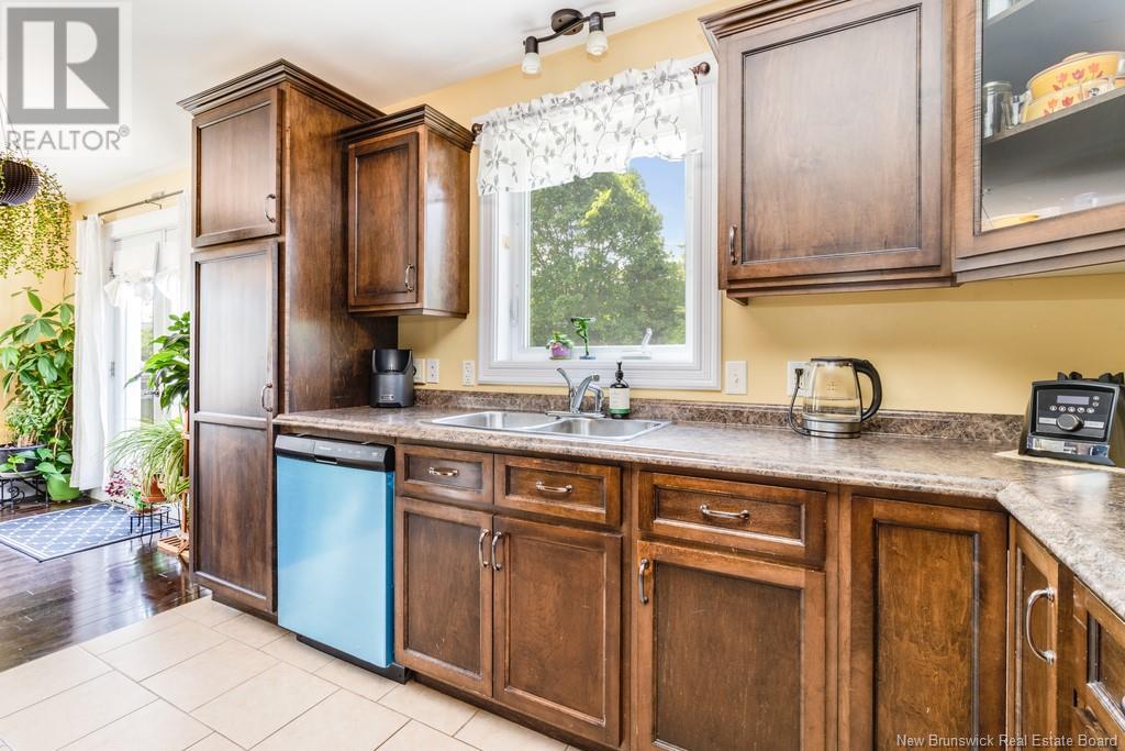 16 Howe Crescent, Oromocto, New Brunswick  E2V 4M5 - Photo 18 - NB120663