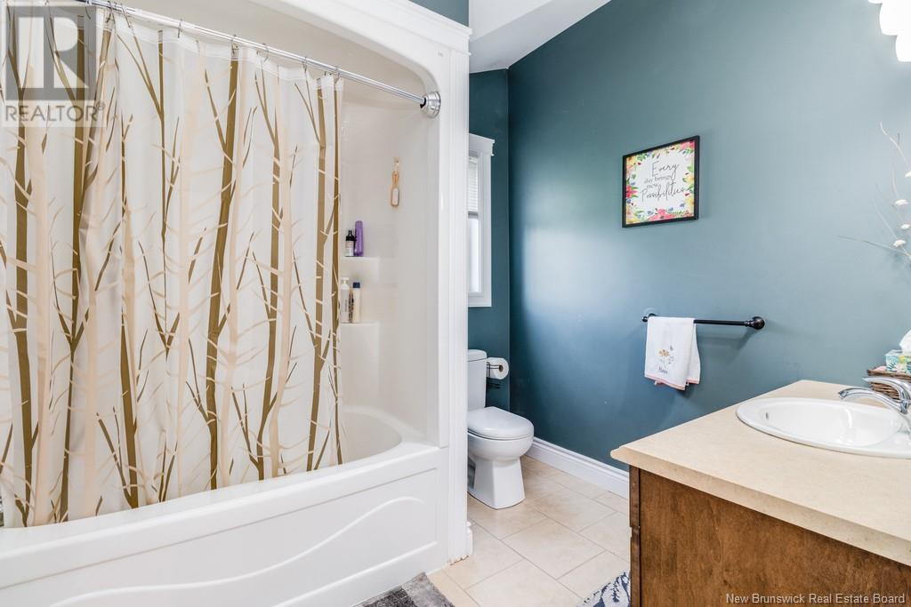 16 Howe Crescent, Oromocto, New Brunswick  E2V 4M5 - Photo 33 - NB120663