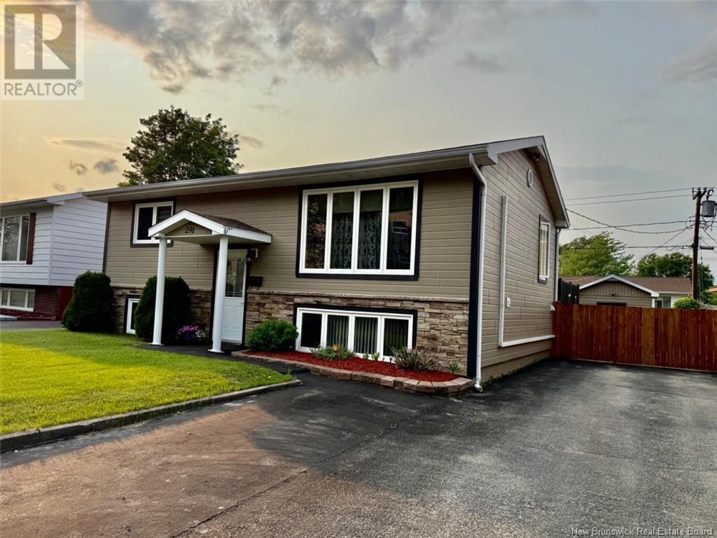 291 Dover Street, Campbellton, New Brunswick  E3N 3L5 - Photo 17 - NB120837