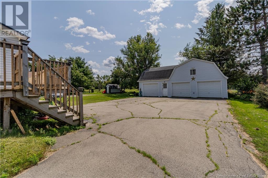 1105 Main Street, Sussex Corner, New Brunswick  E4E 2Z9 - Photo 18 - NB120841