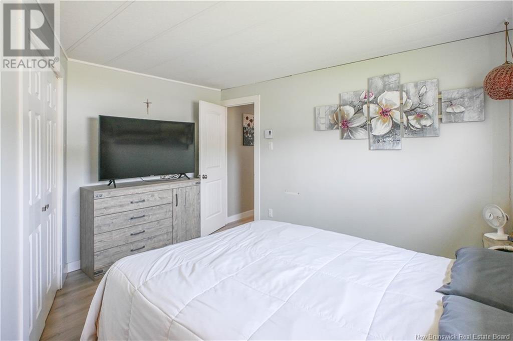 70 Rue Du Parc Street, Caraquet, New Brunswick  E1W 1A7 - Photo 23 - NB120870