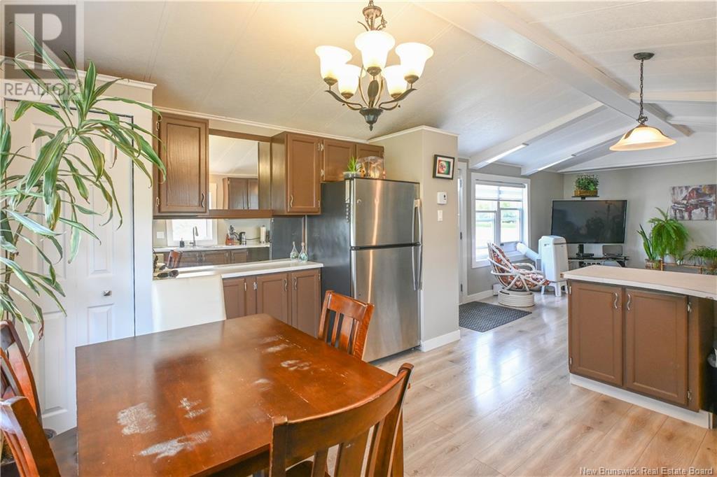70 Rue Du Parc Street, Caraquet, New Brunswick  E1W 1A7 - Photo 9 - NB120870