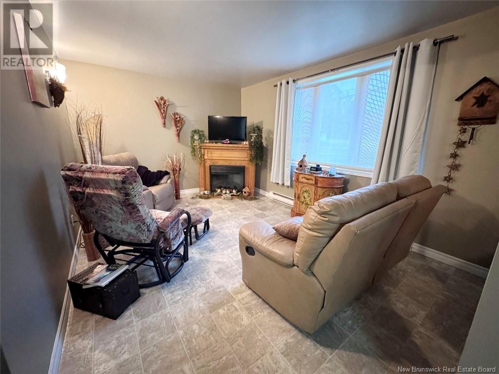 184 Principale Street, Saint-Basile, New Brunswick  E7C 1H6 - Photo 3 - NB120727