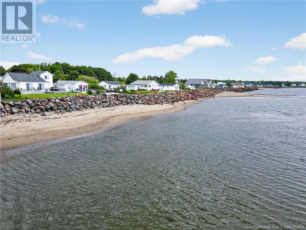 388 Chemin De La Cote, Grande-Digue, New Brunswick  E4B 4A9 - Photo 3 - NB120642