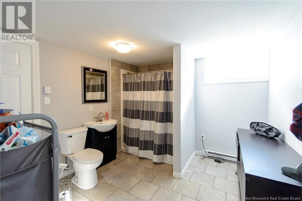 16 Eveleigh Court, Saint John, New Brunswick  E2J 4K1 - Photo 22 - NB120827