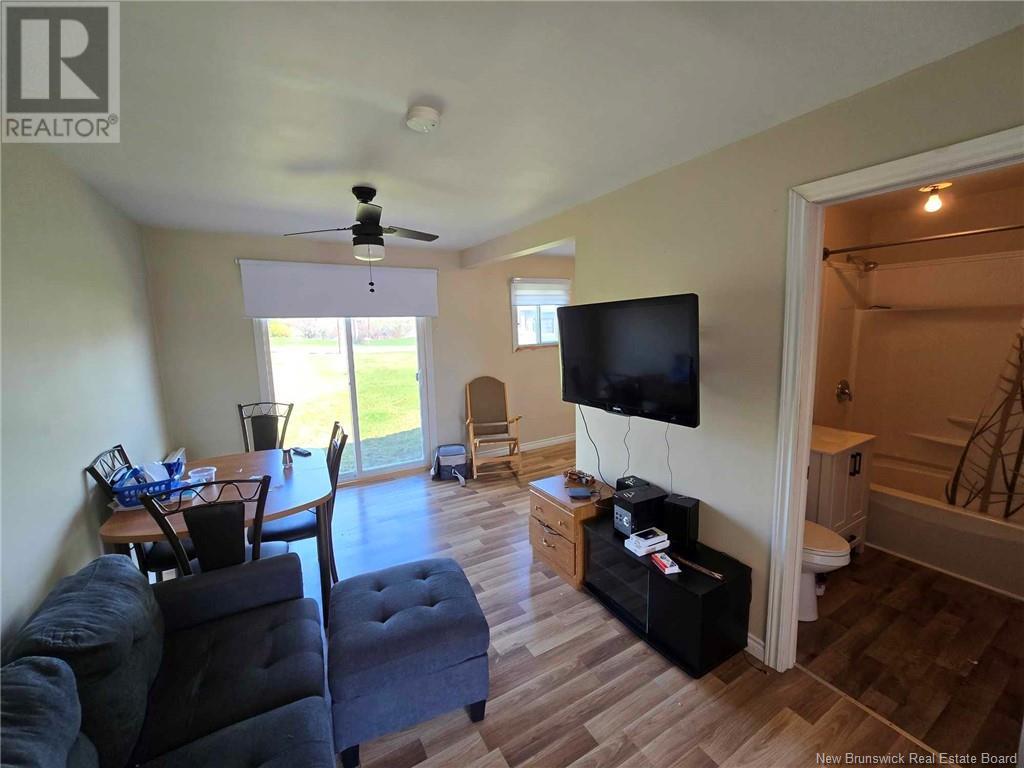 89 Cormier Street, Petit-Rocher, New Brunswick  E8J 1N7 - Photo 17 - NB120907