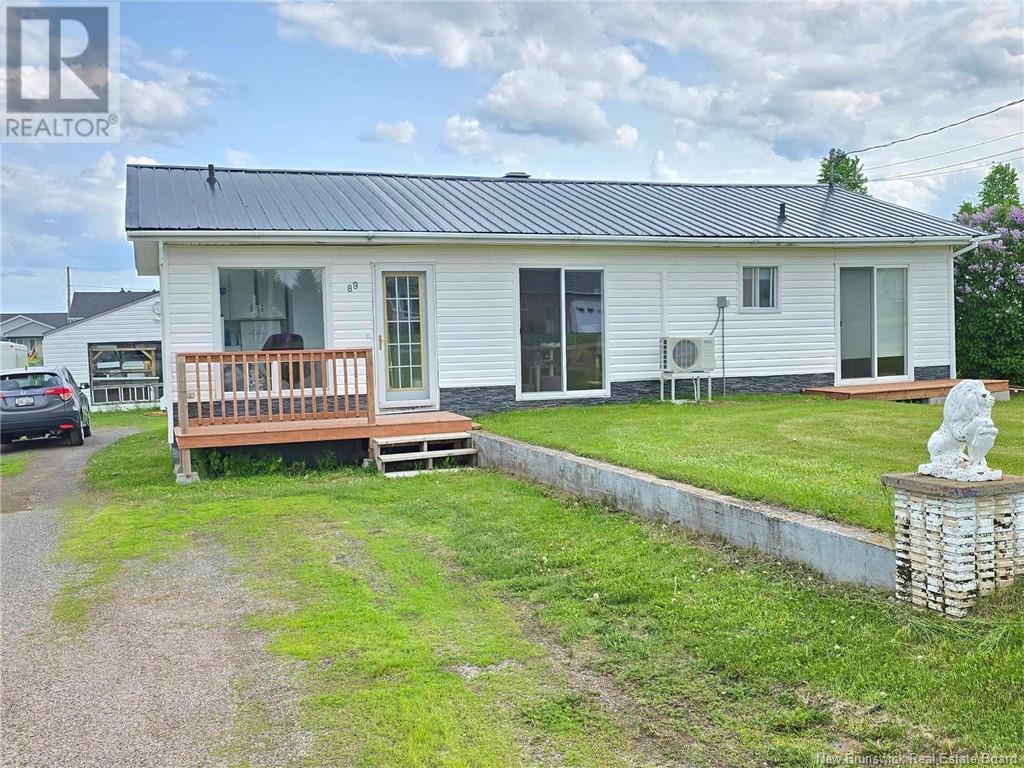 89 Cormier Street, Petit-Rocher, New Brunswick  E8J 1N7 - Photo 3 - NB120907