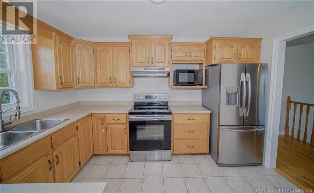 38 Ripley Street, Oromocto, New Brunswick  E2V 3C7 - Photo 5 - NB120939