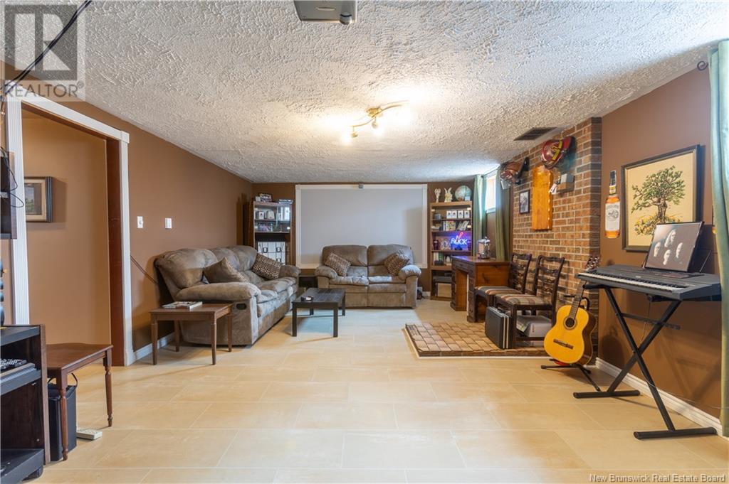 32 Morningside Drive, Moncton, New Brunswick  E1G 1N8 - Photo 20 - NB120928