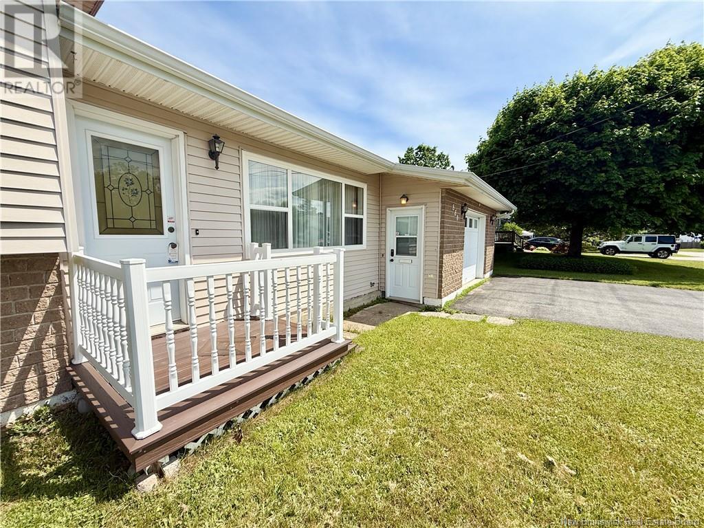 860 Duncan Court, Bathurst, New Brunswick  E2A 2V4 - Photo 31 - NB120905