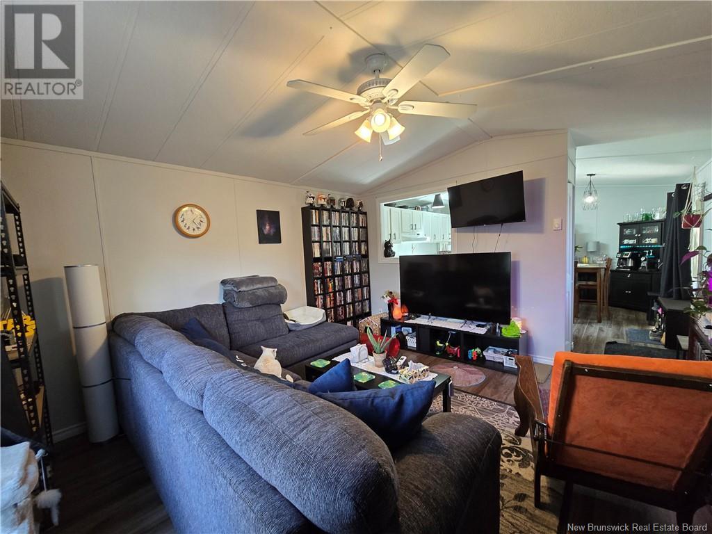 193 Mcgee Street, Fredericton, New Brunswick  E3B 8M1 - Photo 6 - NB120959
