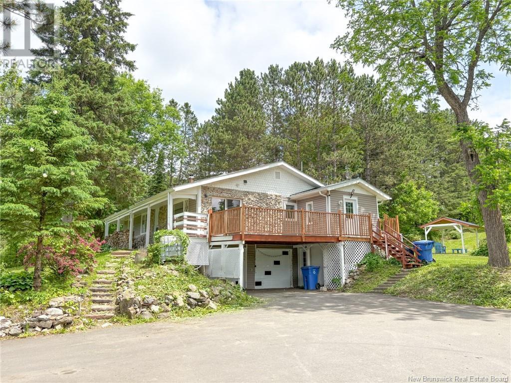 34 Robinson Drive, Grafton, New Brunswick