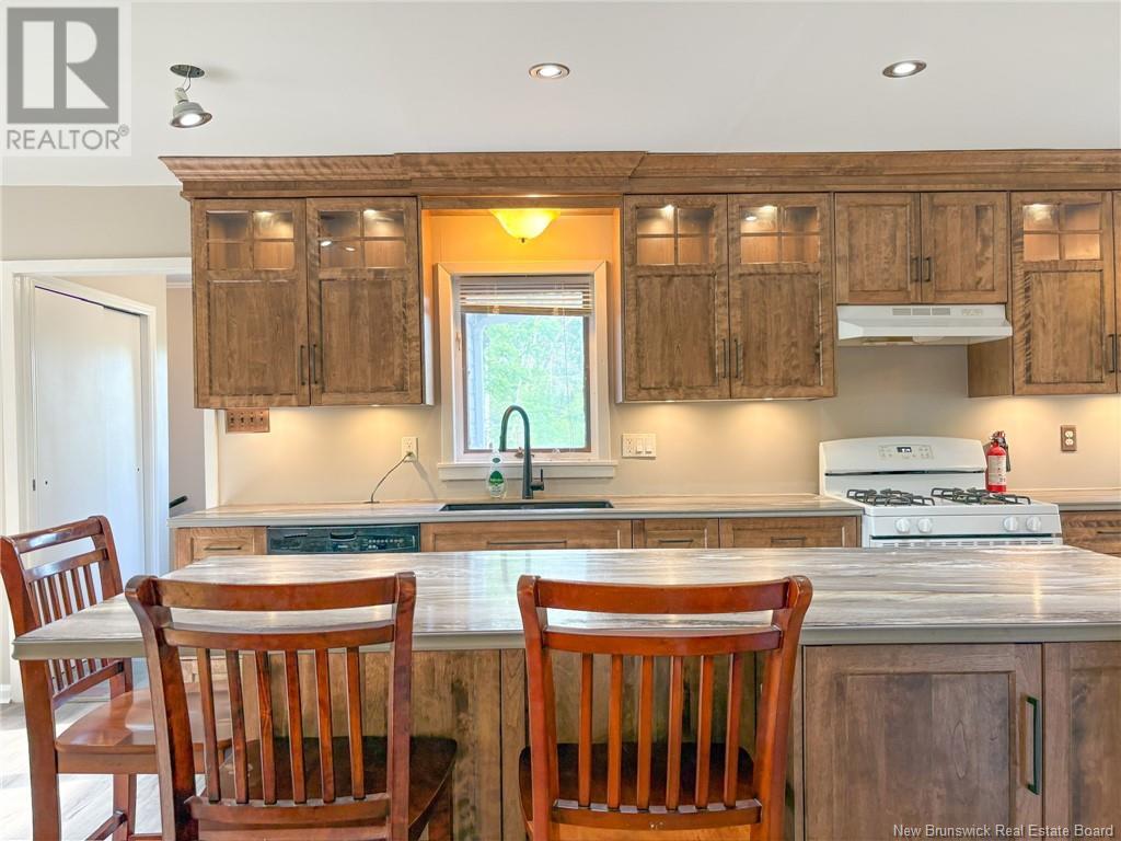 34 Robinson Drive, Grafton, New Brunswick  E7N 1G6 - Photo 13 - NB120913