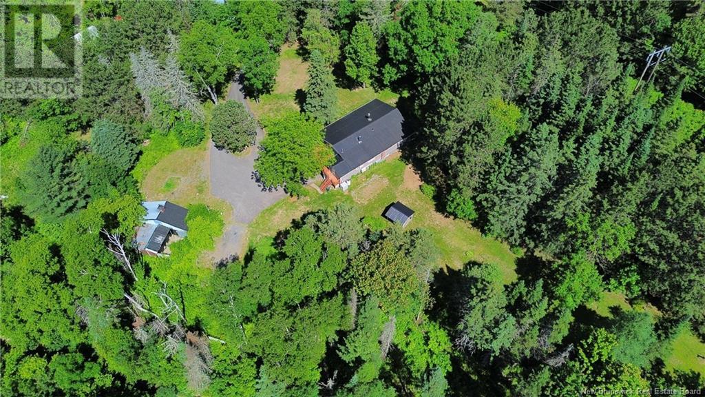 34 Robinson Drive, Grafton, New Brunswick  E7N 1G6 - Photo 6 - NB120913