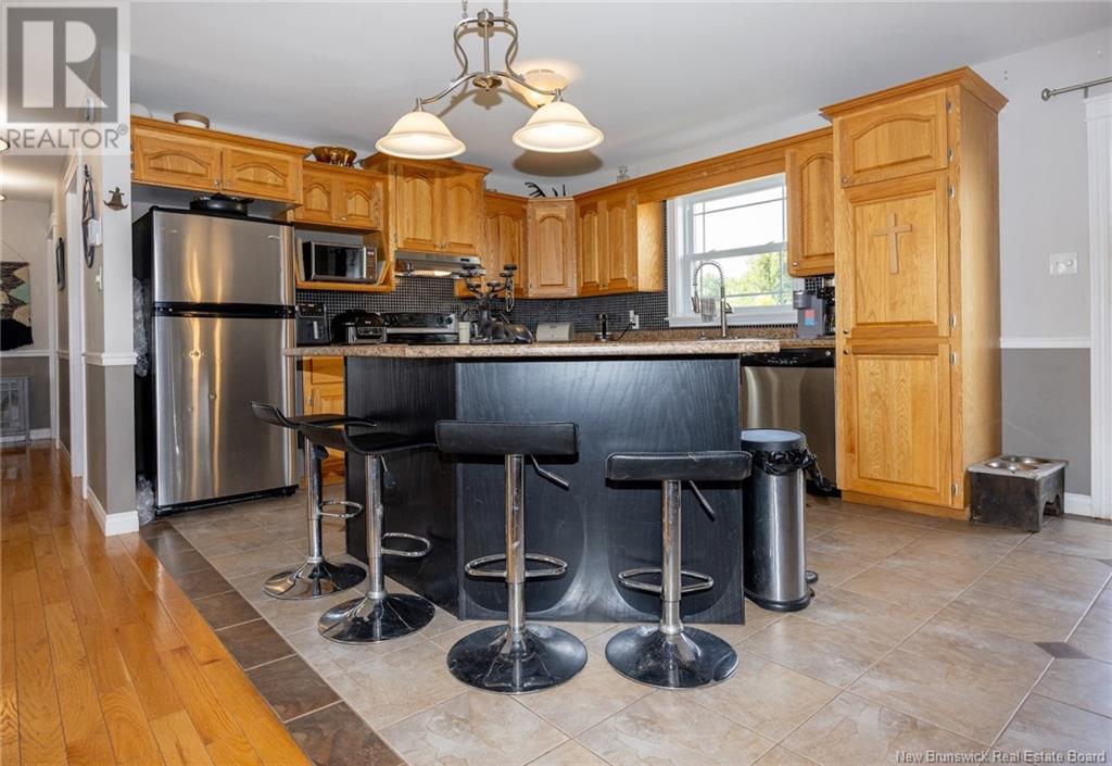 90 Watling Crescent, Oromocto, New Brunswick  E2V 4M8 - Photo 3 - NB120978