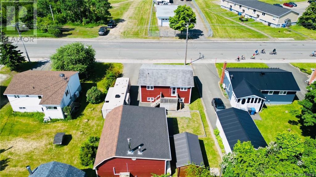 14 Gallant Drive, Campbellton, New Brunswick  E3N 2T7 - Photo 2 - NB121027