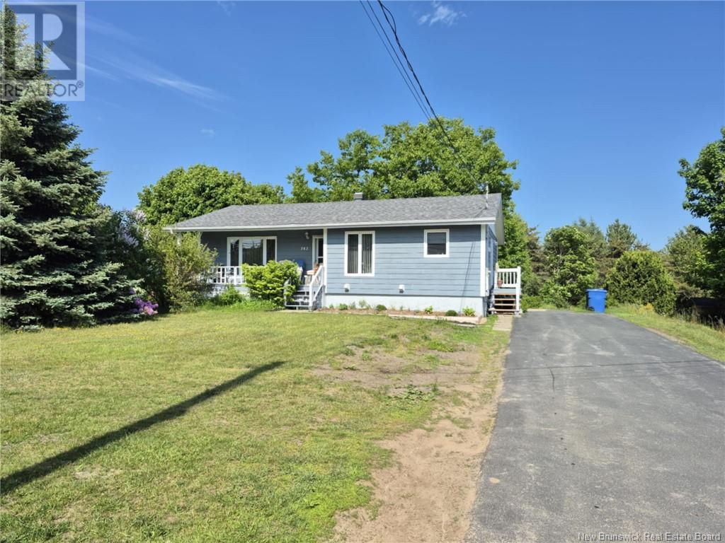 743 Rue Principale, Petit-Rocher, New Brunswick
