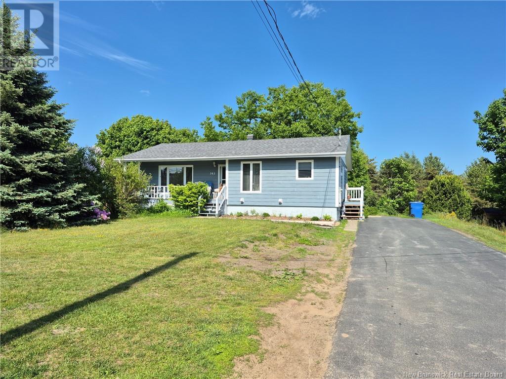 743 Rue Principale, Petit-Rocher, New Brunswick