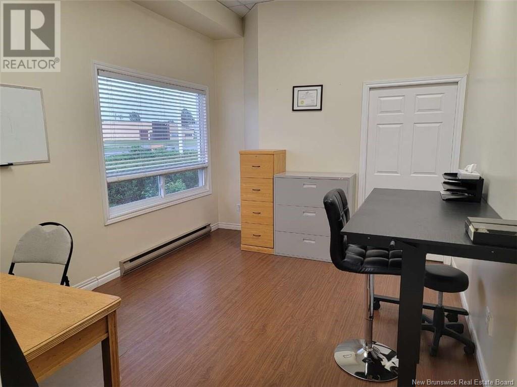 1780 Connolly Avenue, Bathurst, New Brunswick  E2A 4W7 - Photo 10 - NB121052