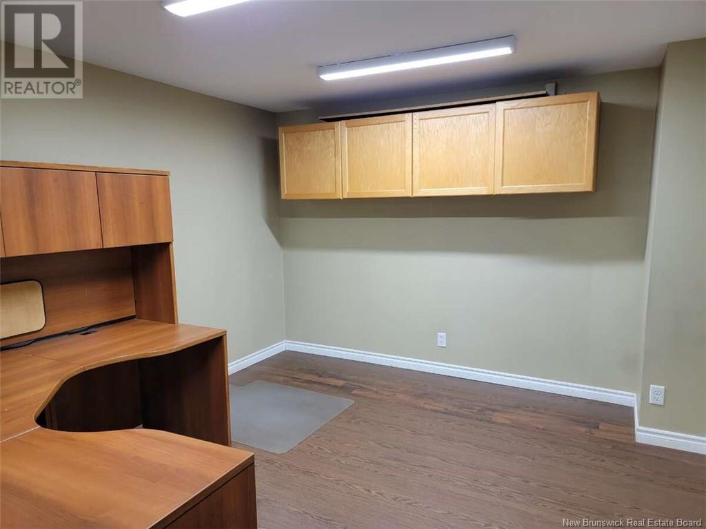 1780 Connolly Avenue, Bathurst, New Brunswick  E2A 4W7 - Photo 8 - NB121052
