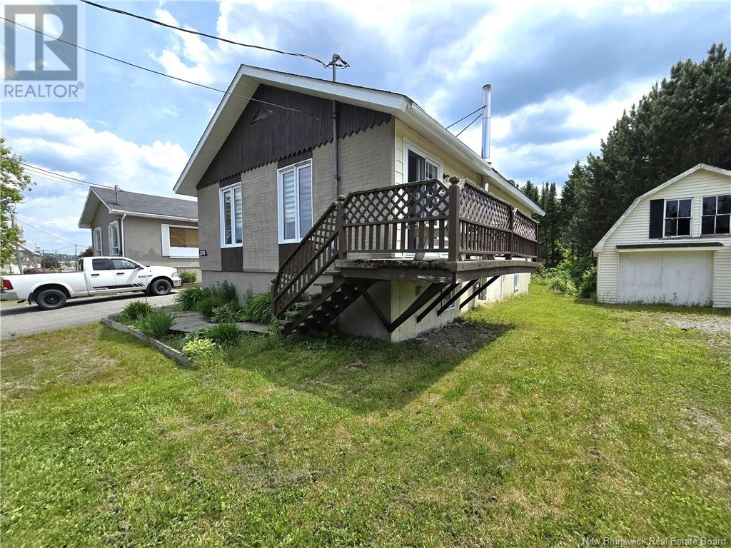 2074 Commerciale Street, Saint-François-De-Madawaska, New Brunswick  E7A 1B2 - Photo 37 - NB121045