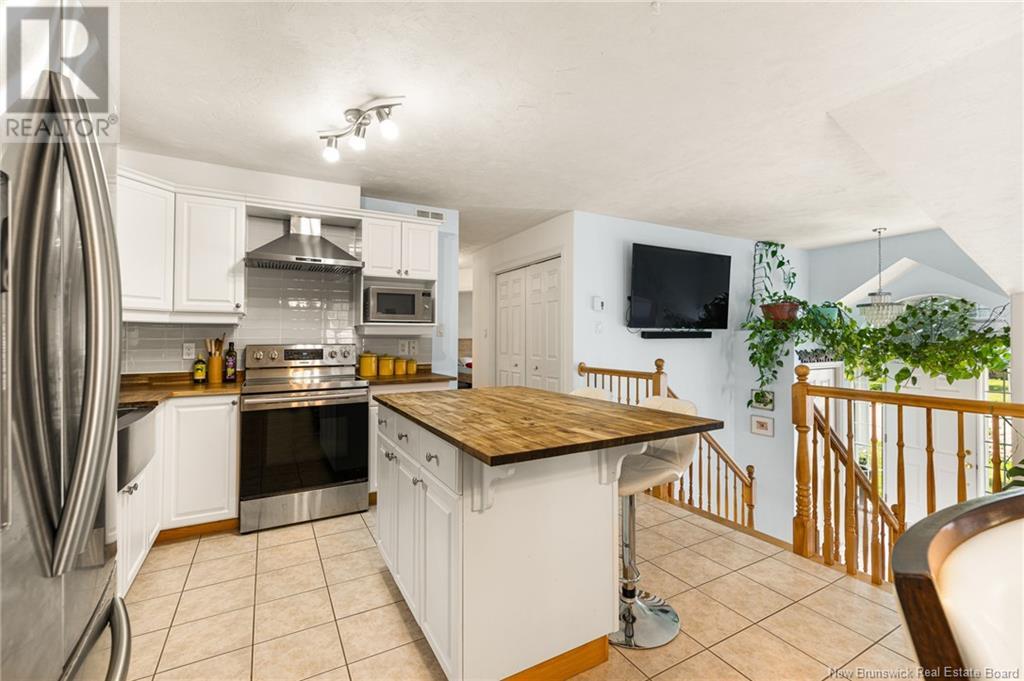 141 Theriault, Dieppe, New Brunswick  E1A 8B1 - Photo 11 - NB121031
