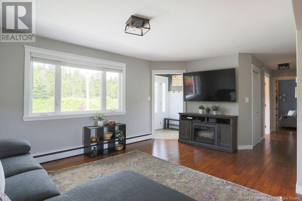 1850 Rothesay Road, Rothesay, New Brunswick  E2H 1S5 - Photo 3 - NB120668