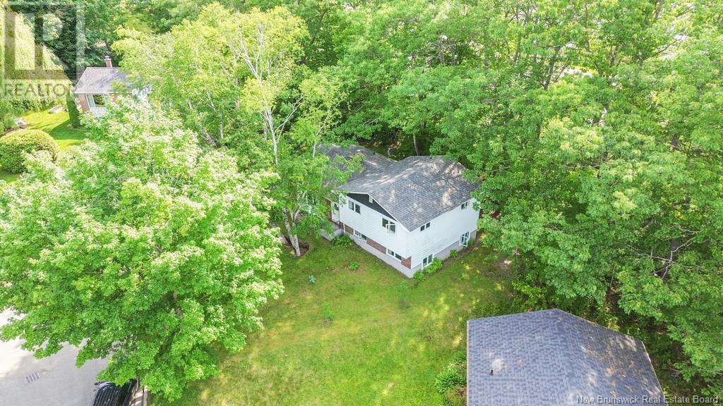 72 Lily Street, Fredericton, New Brunswick  E3C 1L6 - Photo 6 - NB120437