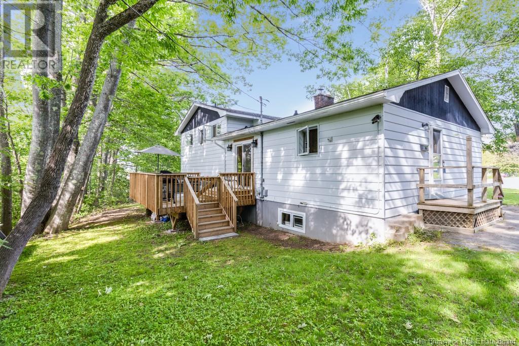 72 Lily Street, Fredericton, New Brunswick  E3C 1L6 - Photo 8 - NB120437