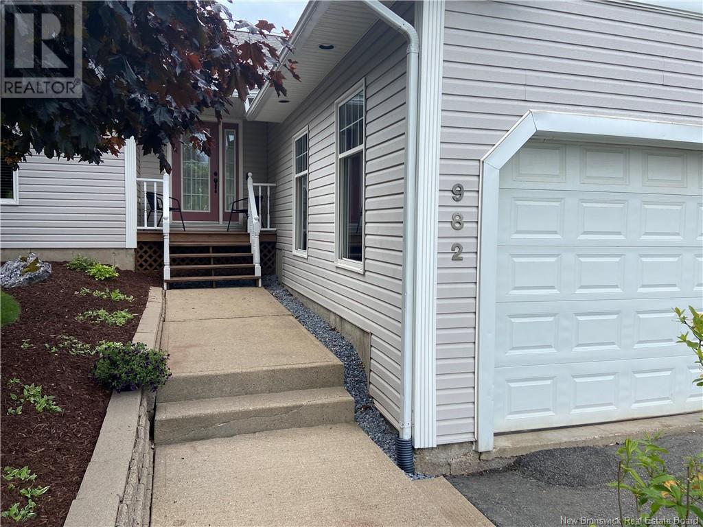 982 Kennebecasis Drive, Saint John, New Brunswick