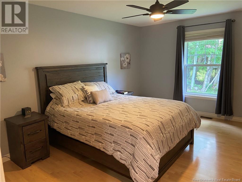 982 Kennebecasis Drive, Saint John, New Brunswick  E2K 5A9 - Photo 13 - NB120986
