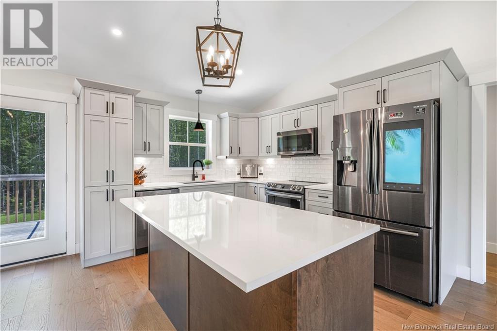 12 Barbara Drive, Rusagonis-Waasis, New Brunswick  E3B 5G7 - Photo 8 - NB121090