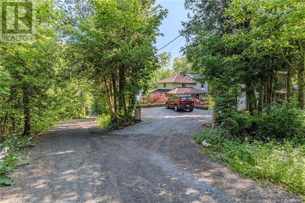 30 Chiquita Road, Saint John, New Brunswick  E2M 6R3 - Photo 3 - NB121108