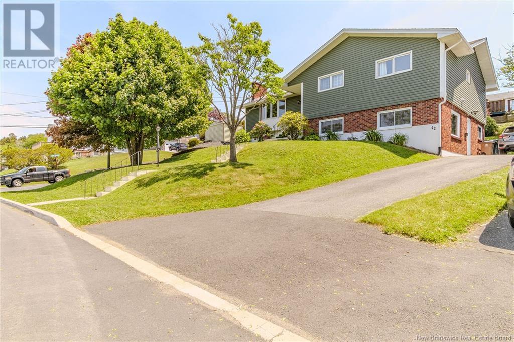 61 Northumberland Avenue, Saint John, New Brunswick  E2J 2L2 - Photo 2 - NB121068