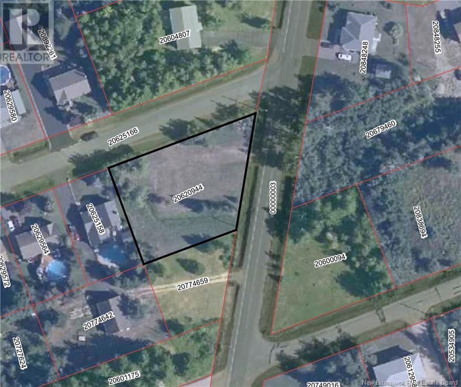 1,970 Mc Rue Luce, Tracadie, New Brunswick  E1X 1B5 - Photo 2 - NB121142