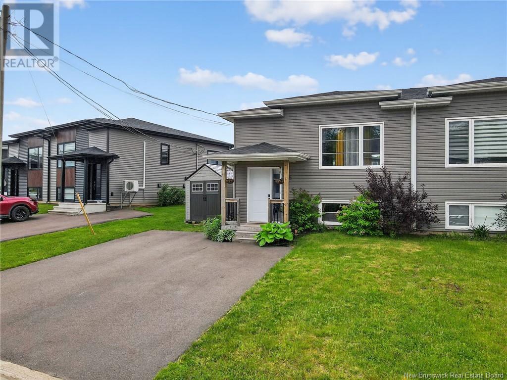 235 Belle Foret Street, Dieppe, New Brunswick  E1A 9E6 - Photo 2 - NB120795