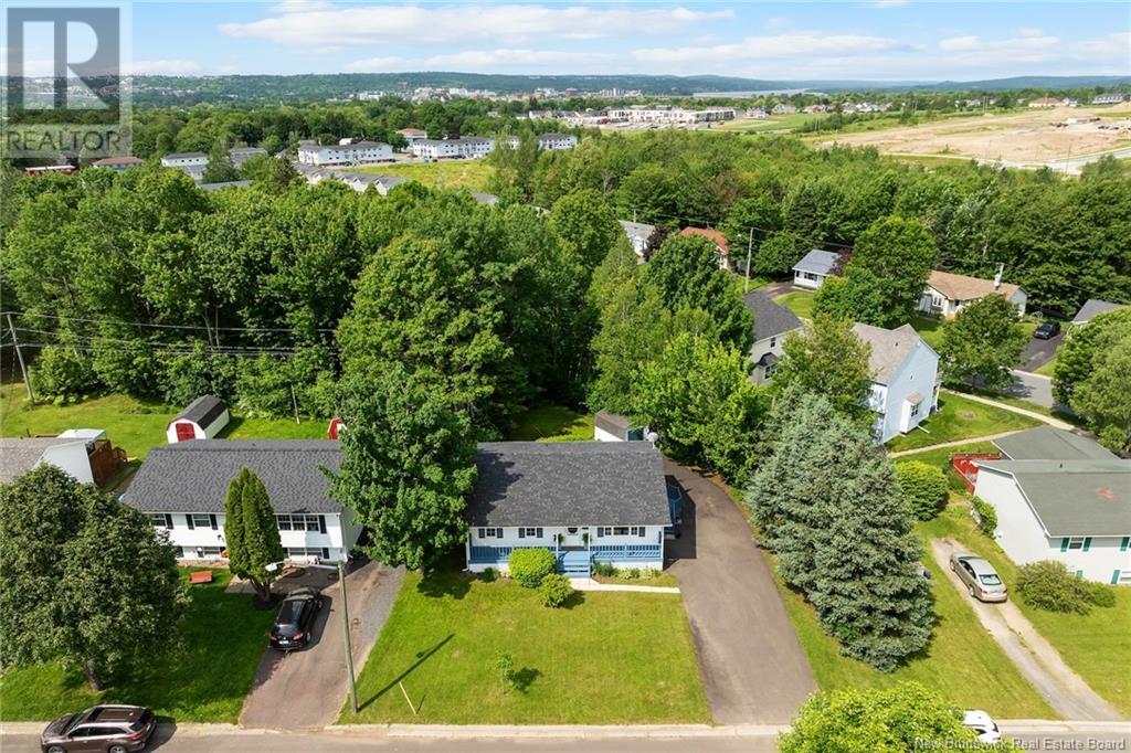 91 Stafford Drive, Fredericton, New Brunswick  E3A 5J3 - Photo 2 - NB121103
