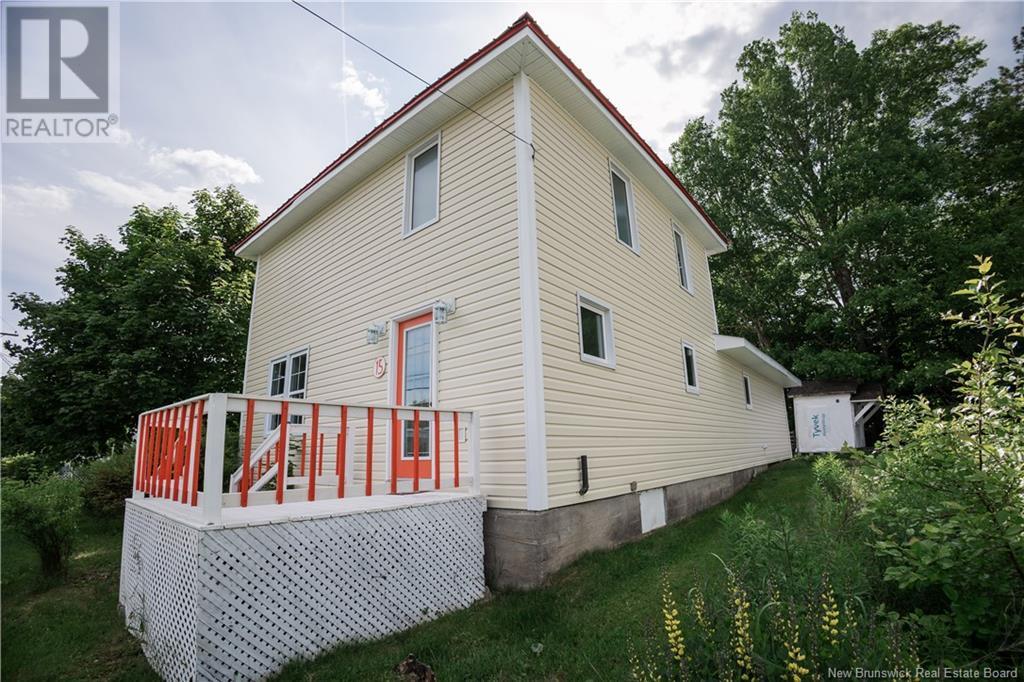 15 Vanceboro Road, Mcadam, New Brunswick  E6J 1Z3 - Photo 9 - NB120865