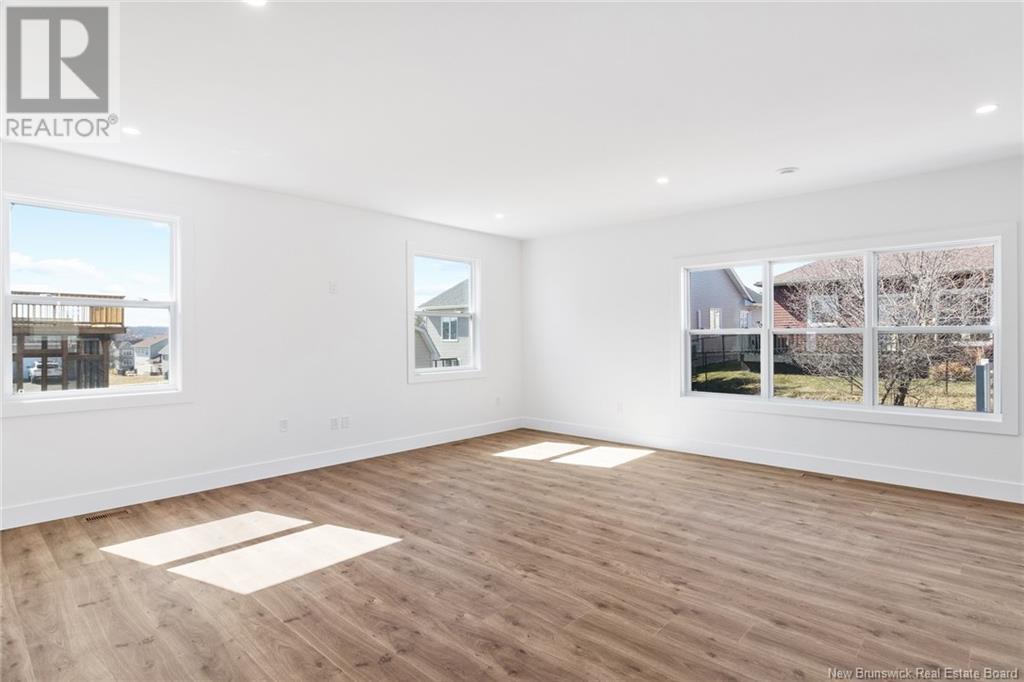 735 Hillcrest Drive, Fredericton, New Brunswick  E3A 5K7 - Photo 4 - NB121167