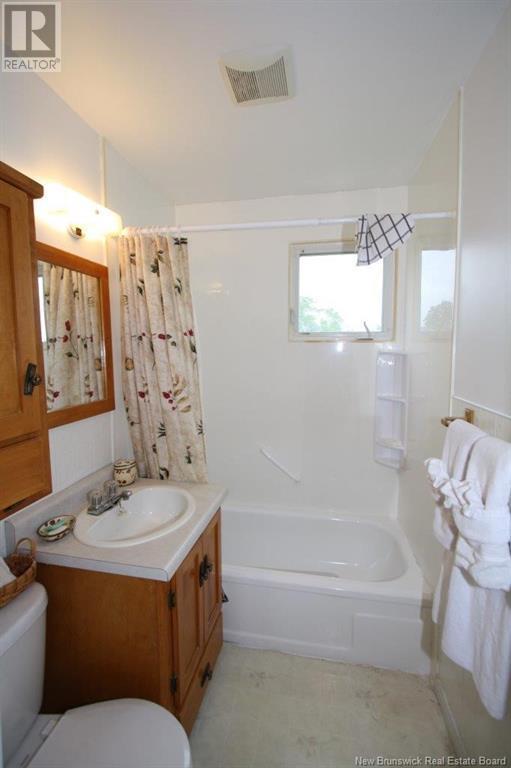 556 Emblem Court, Oromocto, New Brunswick  E3V 1H7 - Photo 10 - NB121164