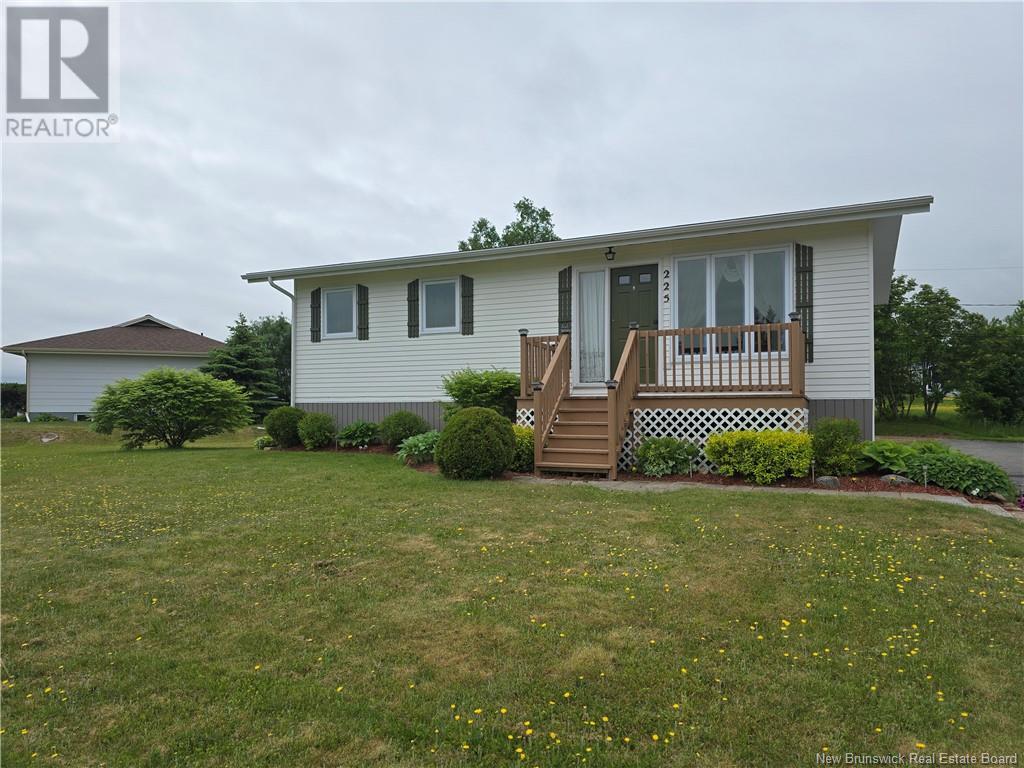 225 Roche, Bathurst, New Brunswick  E2A 3E7 - Photo 2 - NB121025
