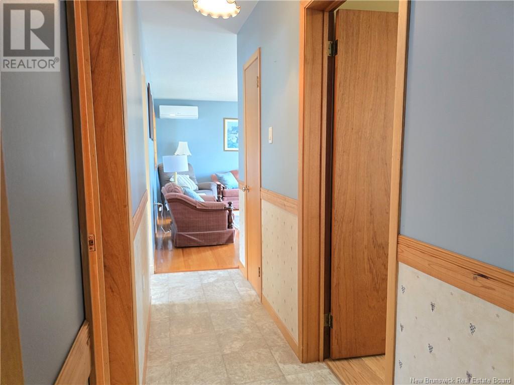 225 Roche, Bathurst, New Brunswick  E2A 3E7 - Photo 24 - NB121025